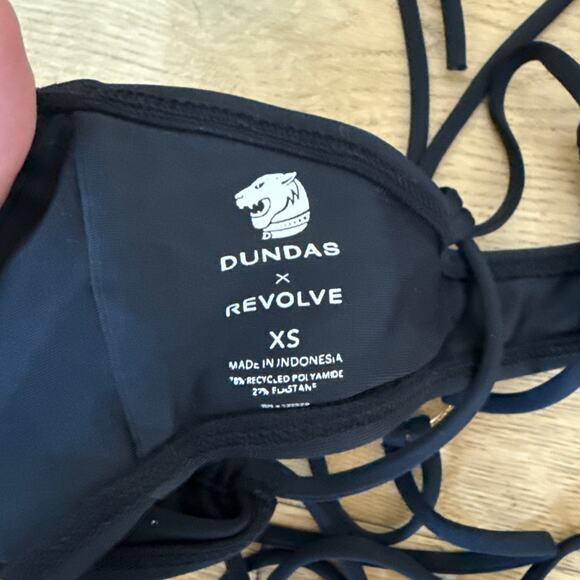 Dundas x Revolve - Joelle O Ring Wrap Tie Bikini Top in Black - Picture 3 of 5